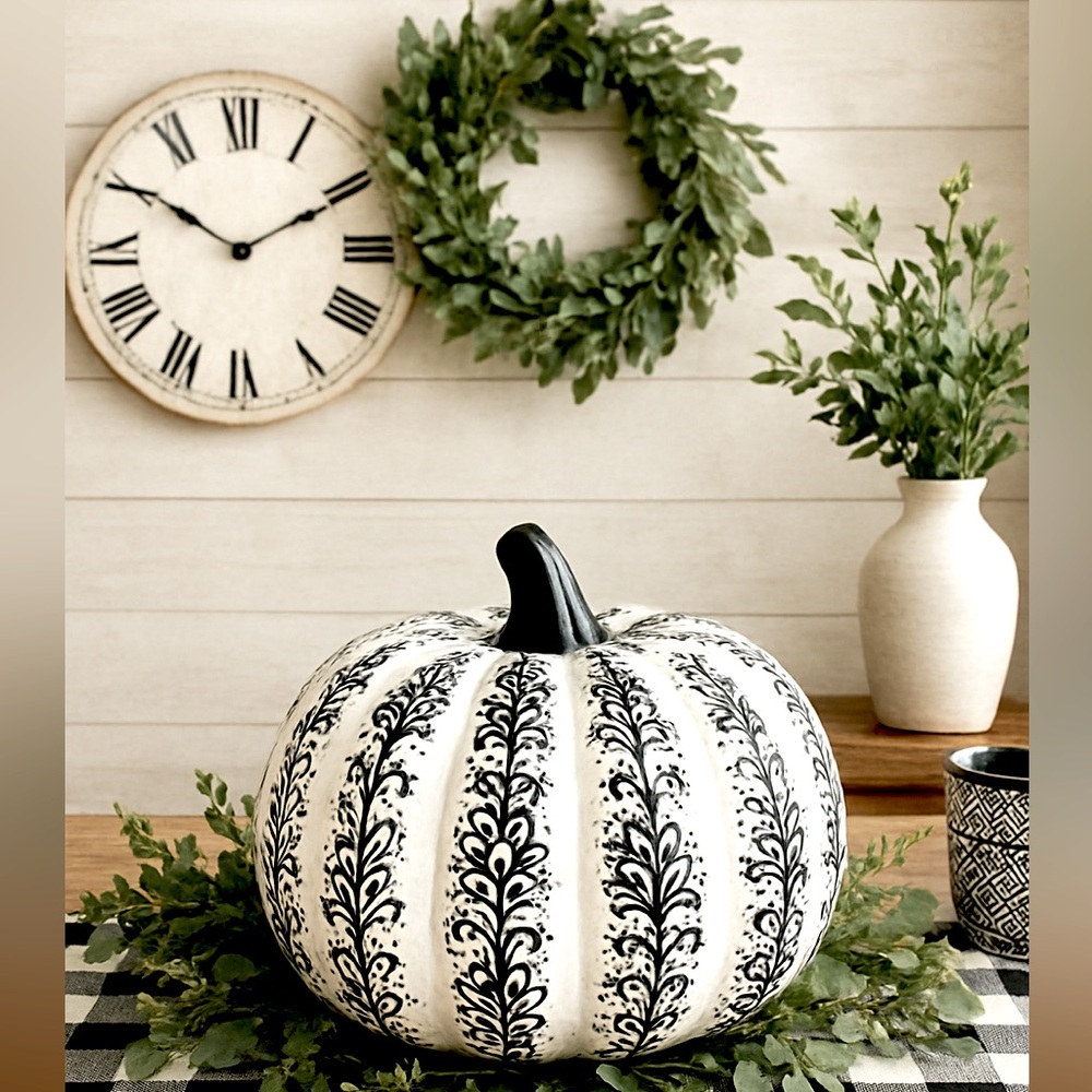 🍁HPx3🍁Black & White Boho Chic Ceramic Pumpkin Decor! NWT - Picture 3 of 16